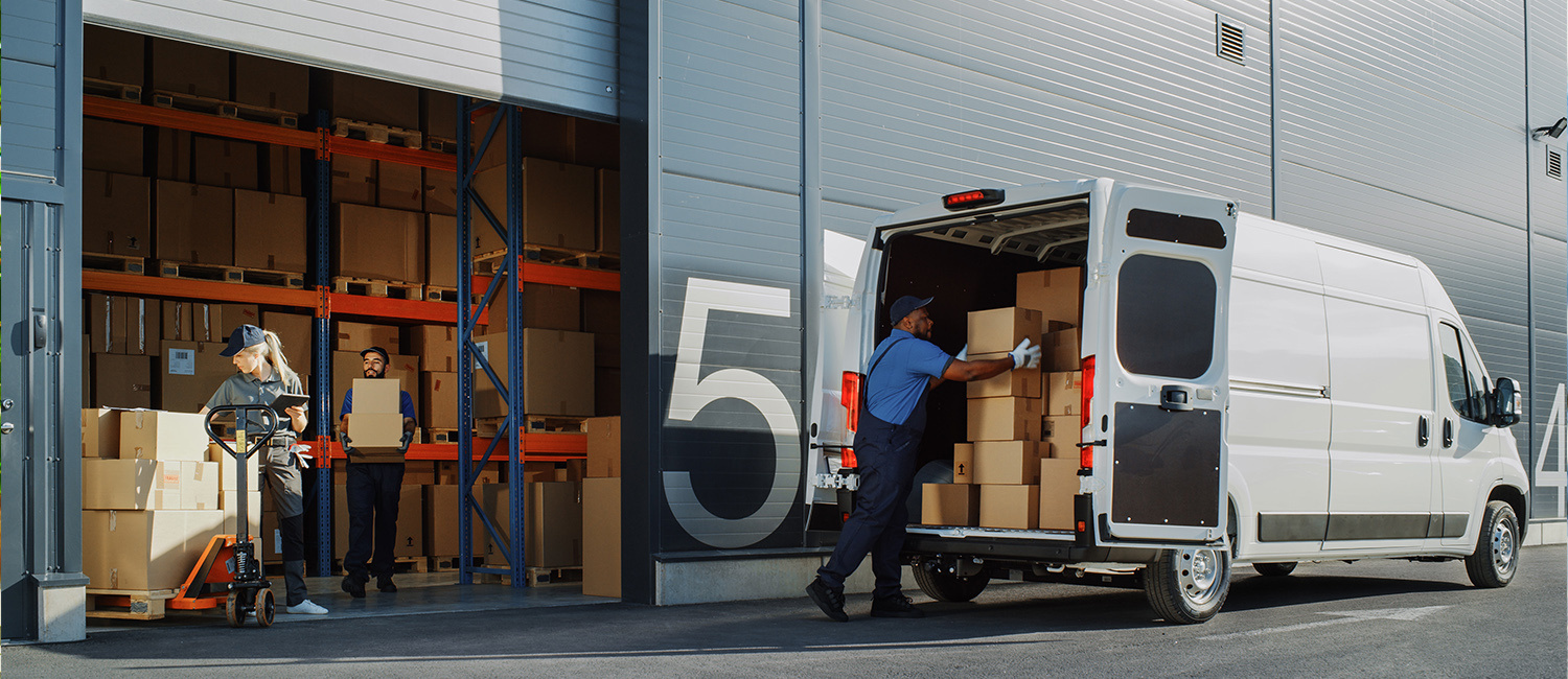 Fareye industry logistics hero